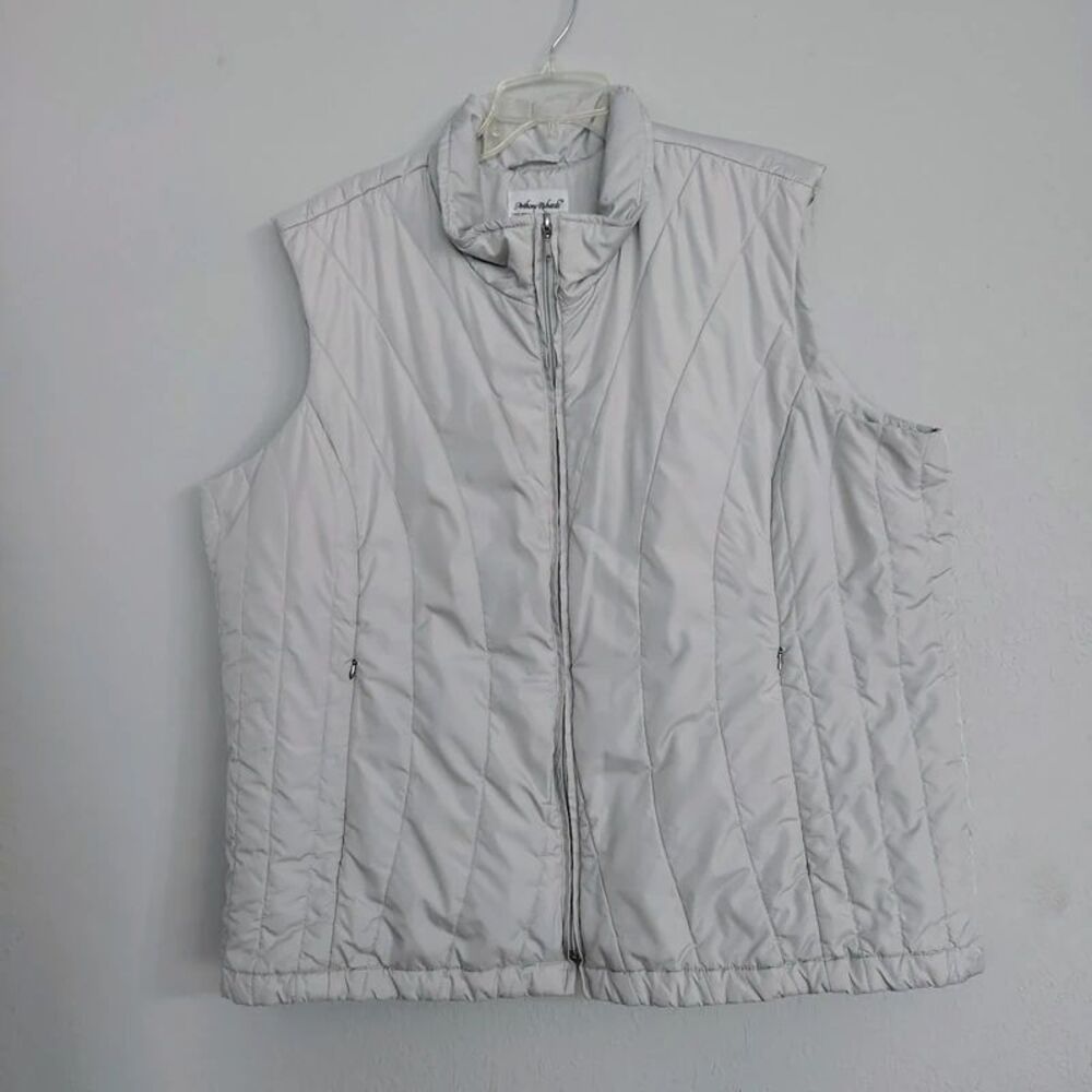 Women puffer vest